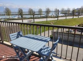 Appartement sur le port du Crotoy vue Baie de Somme, hotel i Le Crotoy