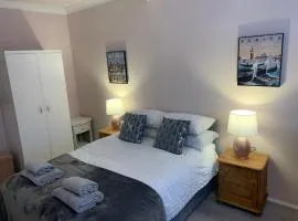 Eastbourne Town centre Maisonette apartment