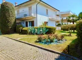 M292 - Marcelli, quadrilocale con giardino a 50mt dal mare