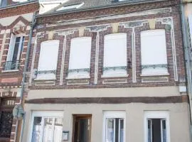 Damville Centre