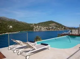 Villa Anthelia-Idyllic view and private access to the sea