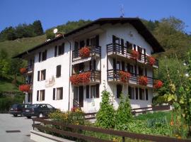 Casa Galet, vacation rental in Pieve Di Ledro