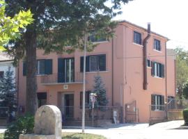 Villa San Giacomo, παραθεριστική κατοικία σε Scerni