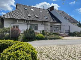 Szőlőfürt Fogadó, bed and breakfast v destinaci Kecskemét