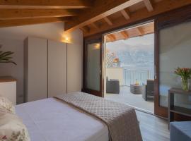 Dream Lake Apartments Lake View - private beach by Rent All Como, hotel di Lezzeno