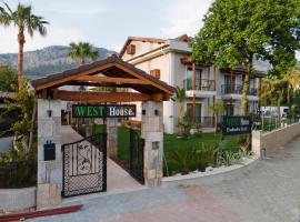 WEST HOUSE EXCLUSIVE HOTEL, hotel in Göcek