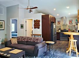 3652 Francis Street, Hotel in Port Orange