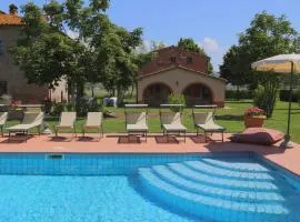 Le Caselle 26, Emma Villas