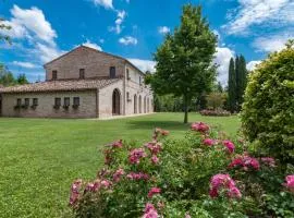 VILLA AMBRAH 12&1, Emma Villas