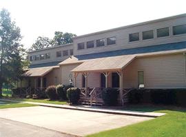 Spectacular Lakeview Resort in Lake Tansi - Two Bedroom Condo #1, hotel v destinaci Crossville