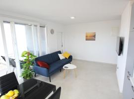 Sunshine Bay, apartment in Nin