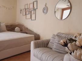 Tavernetta vicino Lago Trasimeno，位于马焦内的旅馆