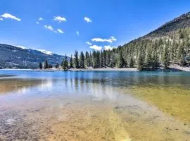 Peaceful Lake San Cristobal Cabin Canoes Provided