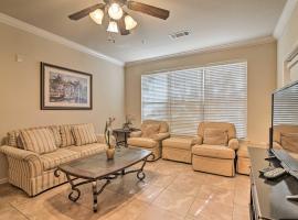 Davenport Condo with Pool Access - 11 Mi to Disney!, hotel with jacuzzis in Davenport