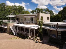 Woodpecker Guesthouse, hotel v destinaci Ficksburg