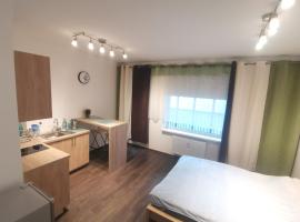 Puls, отель в Санкт-Петербурге, рядом находится Торговый центр Лондон Молл