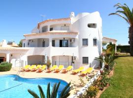 Quinta Das Flores, Lote 9, hotel with parking in Albufeira