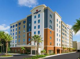 올랜도 Grand Cypress Resort Golf Course 근처 호텔 Candlewood Suites - Orlando - Lake Buena Vista, an IHG Hotel