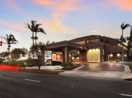 Best Western Plus Redondo Beach Inn، فندق في شاطئ ريدوندو