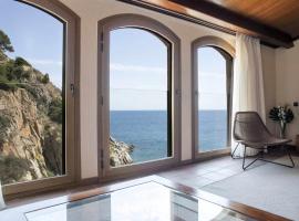 Luxury Apartamento Rocamar único y exclusivo frente playa Tossa de Mar
