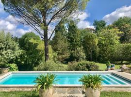 Le Domaine de Camblanes, hotel con estacionamiento en Camblanes-et-Meynac