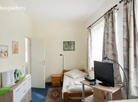 Pension GP3, Zimmer mit Kochnische und Duschbad vor den Toren Berlins