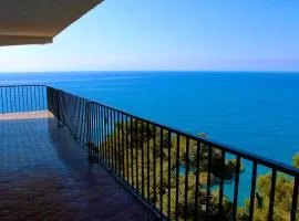 Apartamentos Cala Llevado