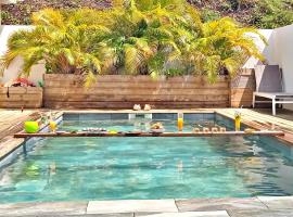 Villa La Guapa, sea view, private pool, 5 min from the beach, hotel v destinaci Oyster Pond