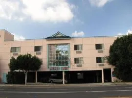 Nisei Inn