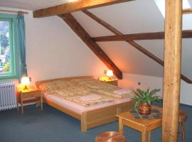 Hotel Roubal, hotel v Pecce