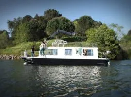 Douro Houseboats