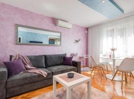 Porec TWINS Apartment, готель біля визначного місця House of Two Saints, у Поречі