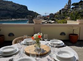 Villa Paolo Lemon Tree, holiday home in Portovenere