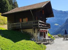Chalet le Grenier - Romantique et exclusif, cabin in Champéry