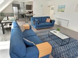 Pier House Luxury Apartment, hotell i Dingle