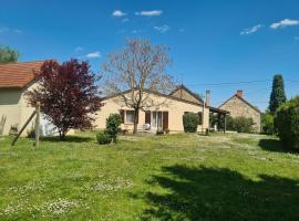 Gîte Baraize, 3 pièces, 4 personnes - FR-1-591-319, hytte i Baraize