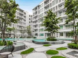 Summer Hua Hin by Favstay