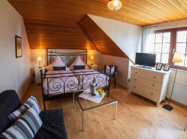 Gästehaus Heidi、クレフのホテル