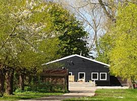 Vakantiewoning "In Between", hotel i Oostkapelle