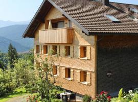 WÄLDERHAUS Apartments, hotel in Schwarzenberg im Bregenzerwald