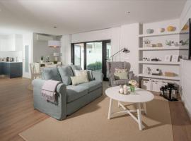 Simple&Charming Guest Apartment, apartment in Ponta Delgada