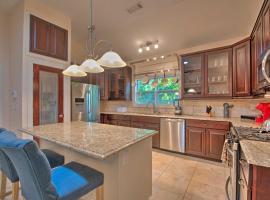 Cozy College Park Home 9 Mi to Dtwn Atlanta!, nh&agrave; nghỉ dưỡng ở Atlanta