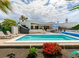 Exceptional 3-Bed Villa private pool and Jacuzzi