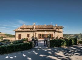 La Casa Vacanza con vista panoramica sui vigneti, vakantiehuis in Rotella