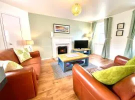 Cosy, Modern 2 Bedroom Apartment in the Centre of Inveraray