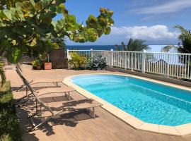 Mango Sea -Villa "Maracudja" et appartement "Jojoba" avec piscine & vue sur les îles, hotel in Saint-François