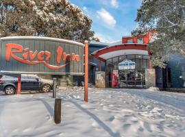 The River Inn Thredbo, hotel em Thredbo