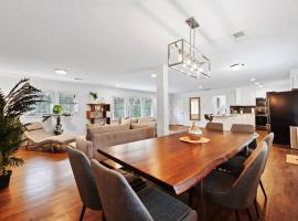 WOW -Atlanta Dream Villa-SLEEPS 10, nh&agrave; nghỉ dưỡng ở Atlanta