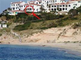 Wonderful Apartment on the Beach, hotel in Son Parc