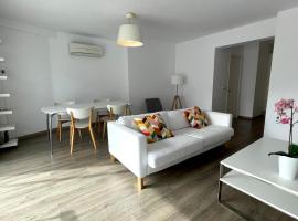 Pollensa Beach Loft, pet-friendly hotel in Port de Pollensa